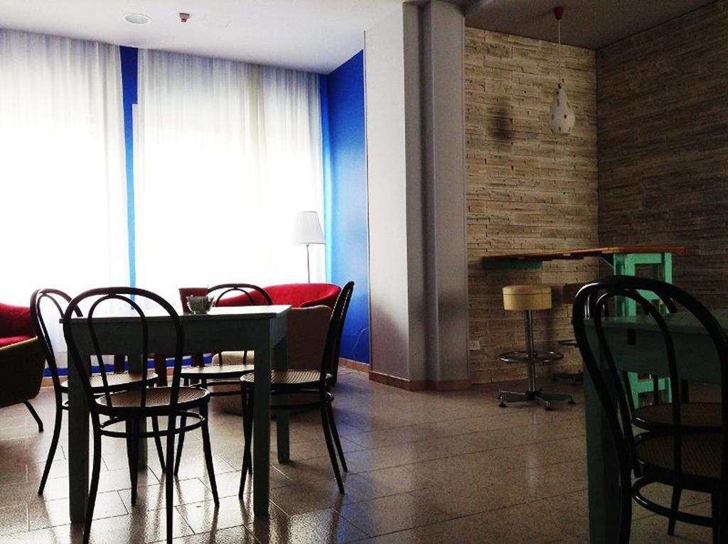 Byron Light Hotel Riccione Exterior foto